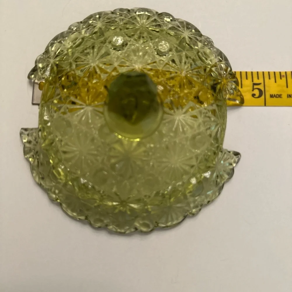 Elegant Green Patterned Glass Jar with Lid - Picture 8 of 9